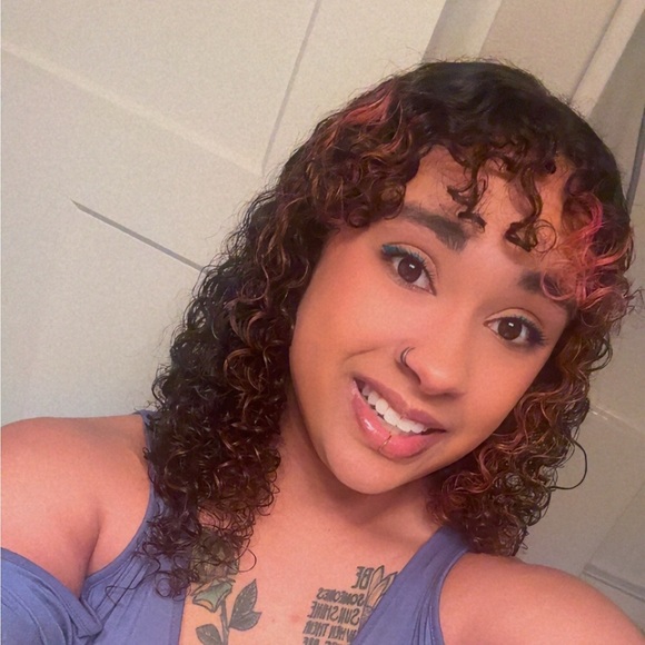 laynayounger